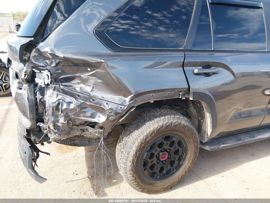 7SVAAABA0SX062978 2025 TOYOTA SEQUOIA photo no. 6