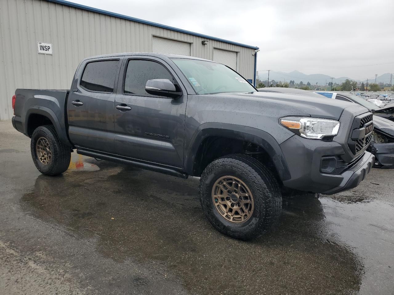 2023 TOYOTA TACOMA DOUBLE CAB — Фото 4 из 12