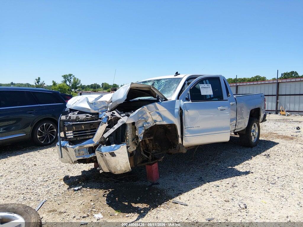 1GC1KVEG0HF111576 2017 CHEVROLET SILVERADO 2500HD photo no. 6