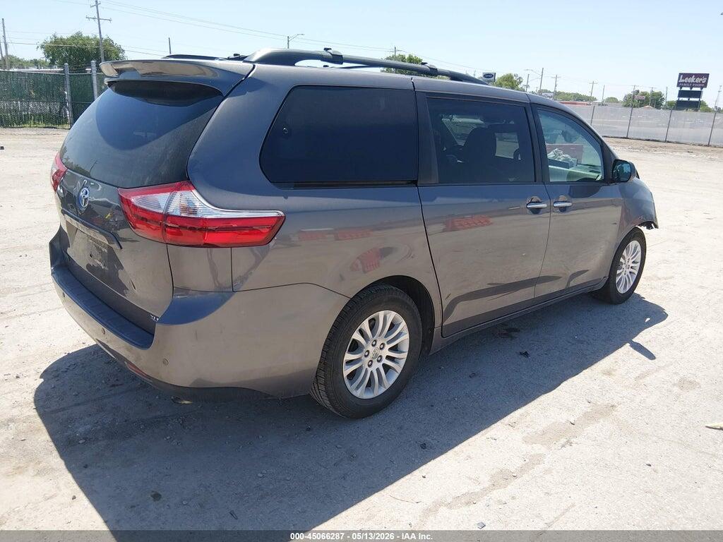 5TDYK3DC3FS558398 2015 TOYOTA SIENNA photo no. 4