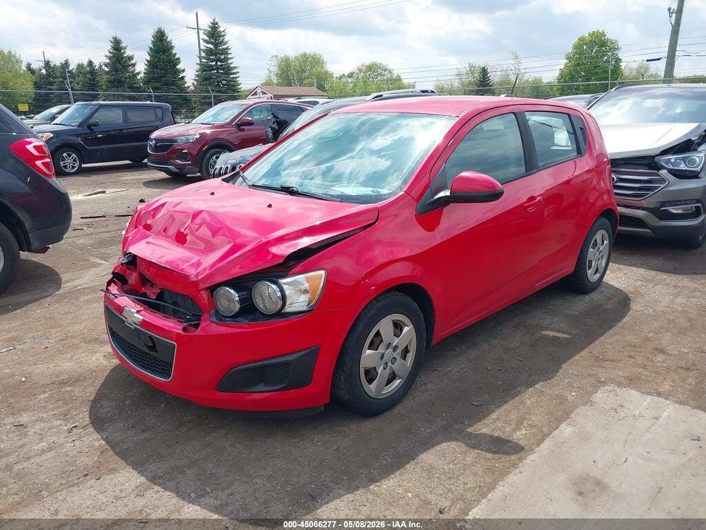 1G1JA6SH1F4101811 2015 CHEVROLET SONIC photo no. 2