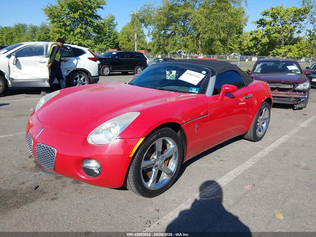 1G2MB33B96Y109453 2006 PONTIAC SOLSTICE photo no. 2