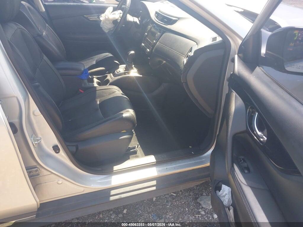 JN8AT2MTXJW466792 2018 NISSAN ROGUE photo no. 5