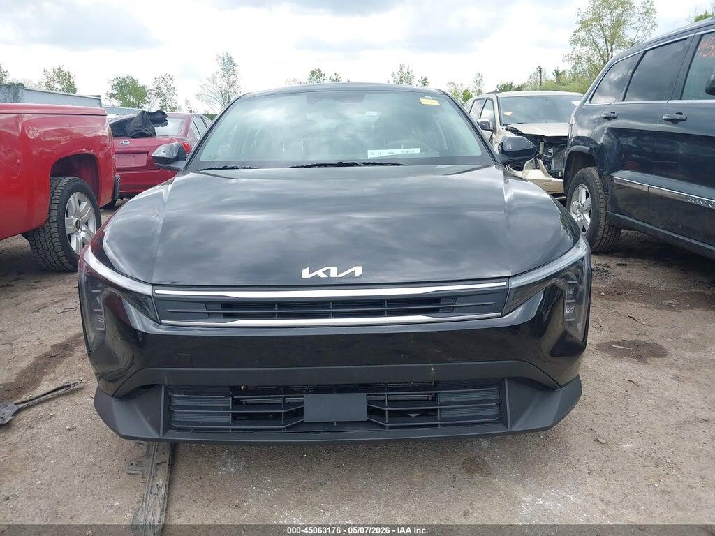 3KPFT4DE2SE129463 2025 KIA K4 photo no. 12