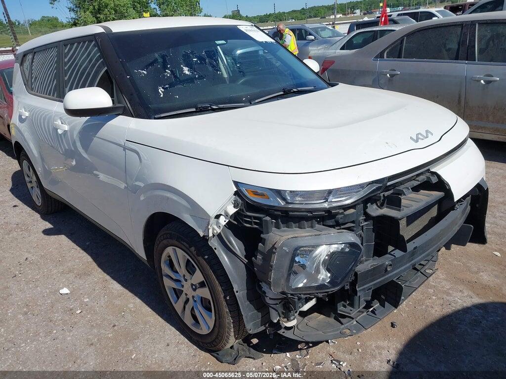 KNDJ23AU3N7153908 2022 KIA SOUL photo no. 1