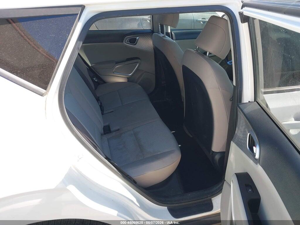 KNDJ23AU3N7153908 2022 KIA SOUL photo no. 8