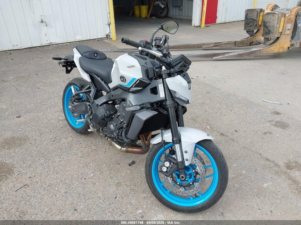 JYARN94E0SA003198 2025 YAMAHA MT09 photo no. 1