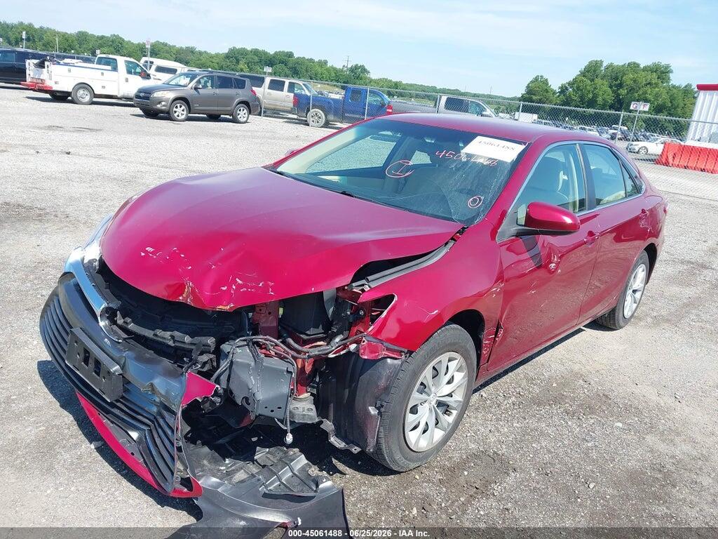 4T1BF1FK4HU657020 2017 TOYOTA CAMRY photo no. 2