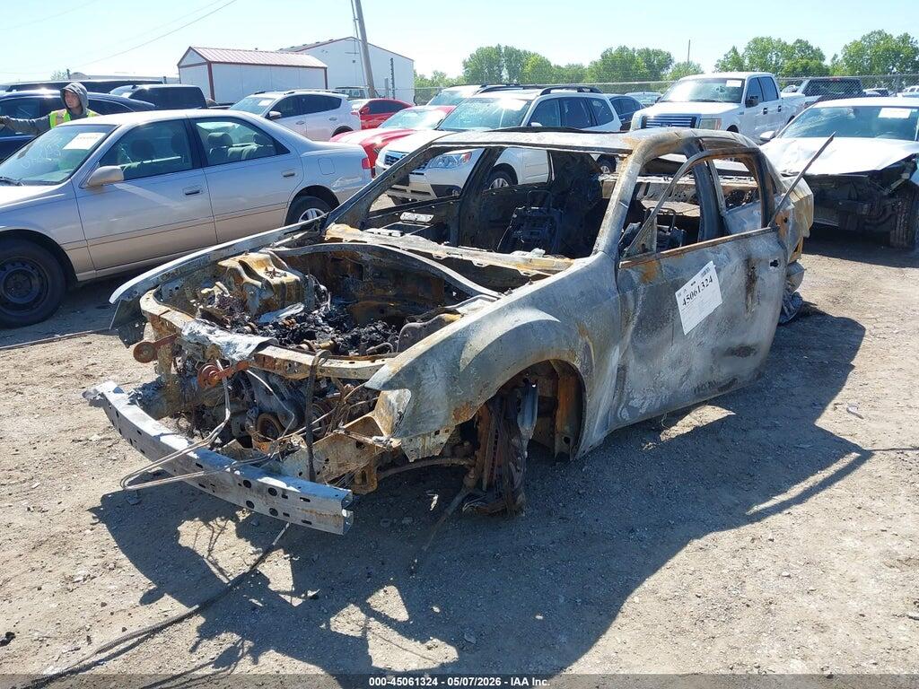 2C3CCAAG4HH590768 2017 CHRYSLER 300 photo no. 2