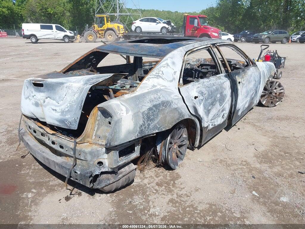2C3CCAAG4HH590768 2017 CHRYSLER 300 photo no. 4