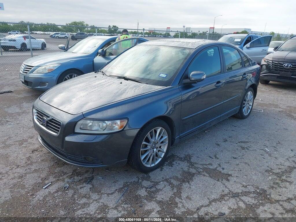 YV1390MS0A2490955 2010 VOLVO S40 photo no. 2