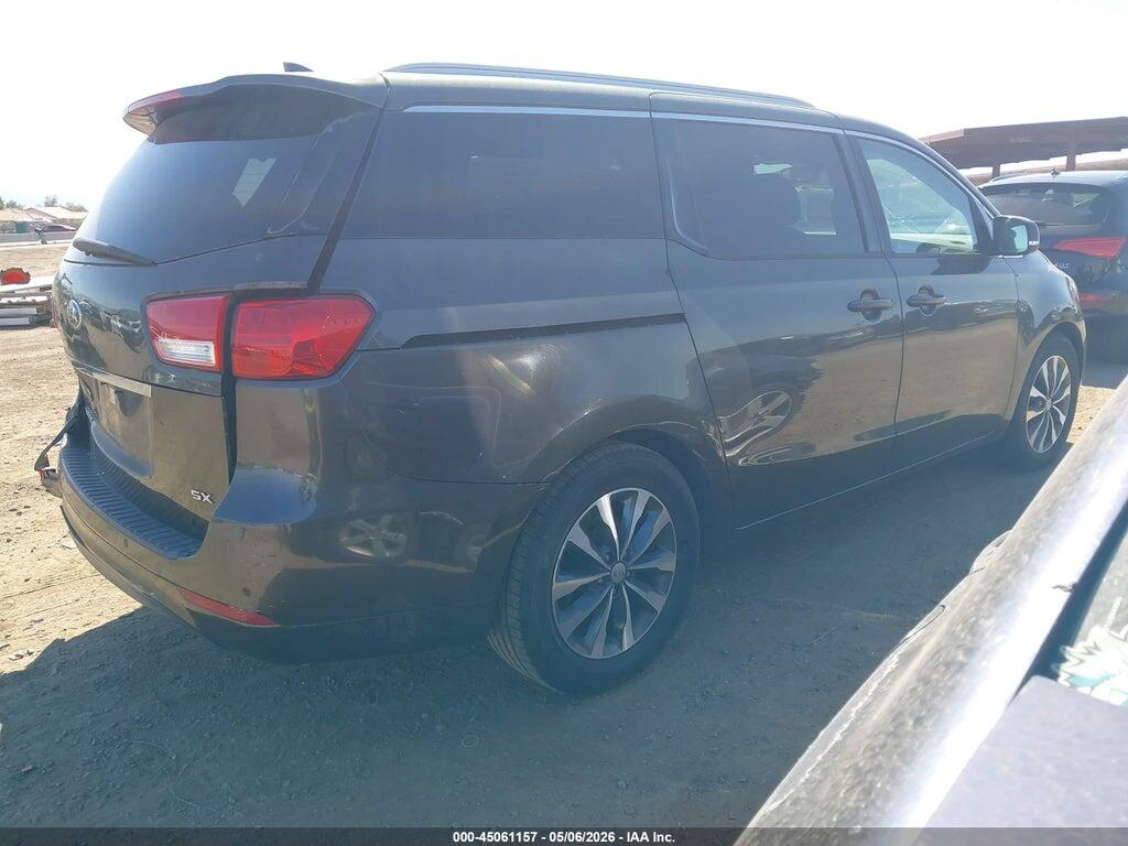 KNDMC5C16G6144122 2016 KIA SEDONA photo no. 4