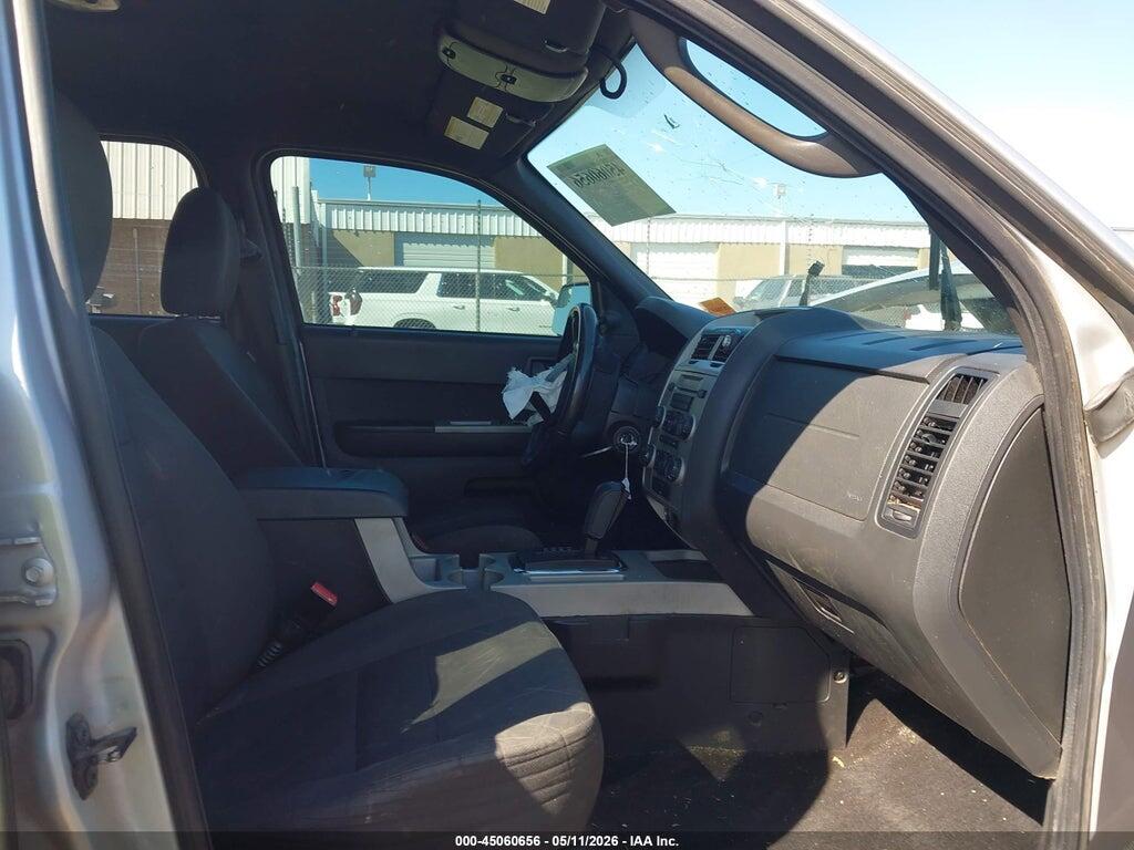 1FMCU0DG9CKB06086 2012 FORD ESCAPE photo no. 5