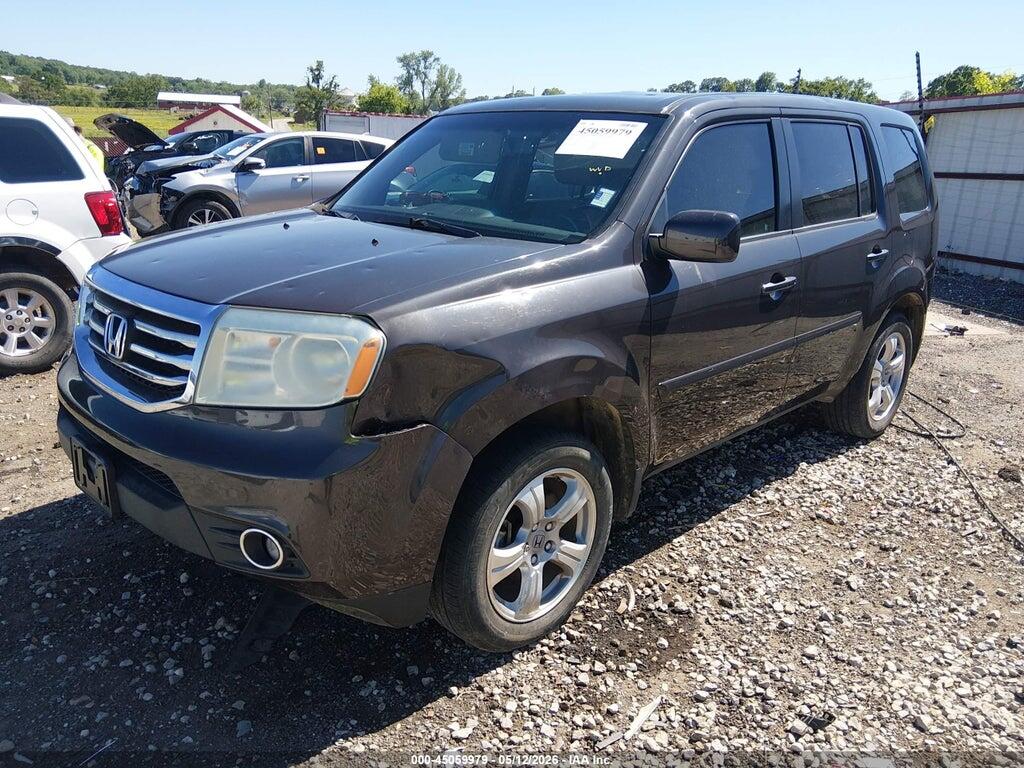 5FNYF3H55FB011220 2015 HONDA PILOT photo no. 2