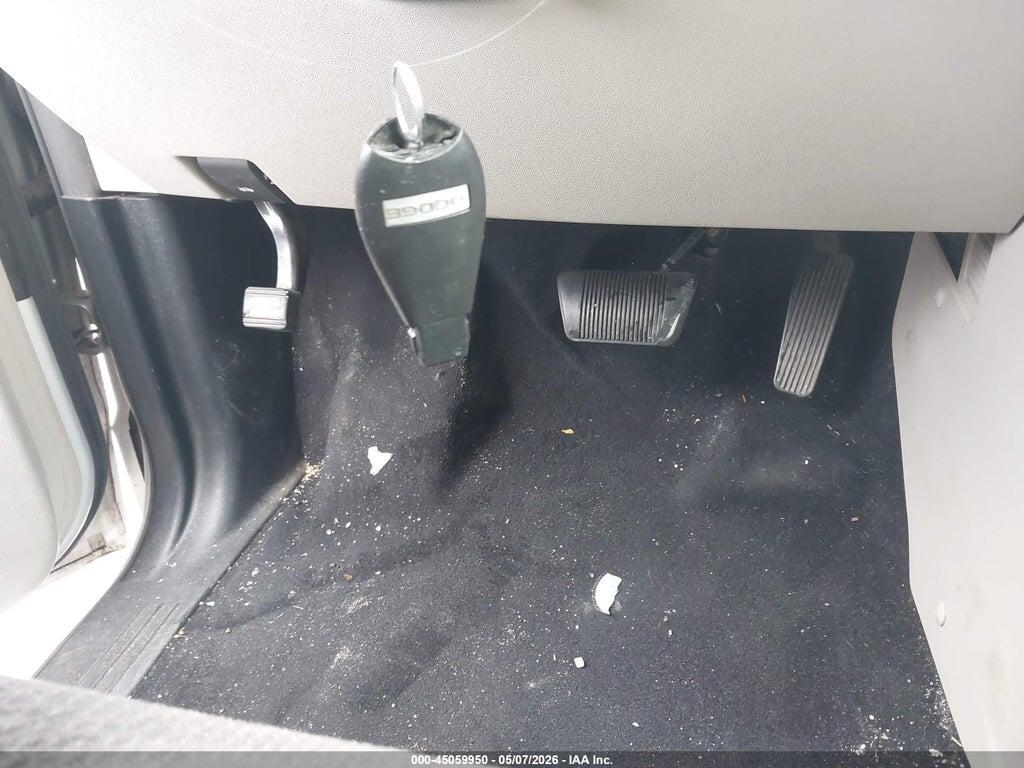 2D4RN4DG2BR786323 2011 DODGE GRAND CARAVAN photo no. 11