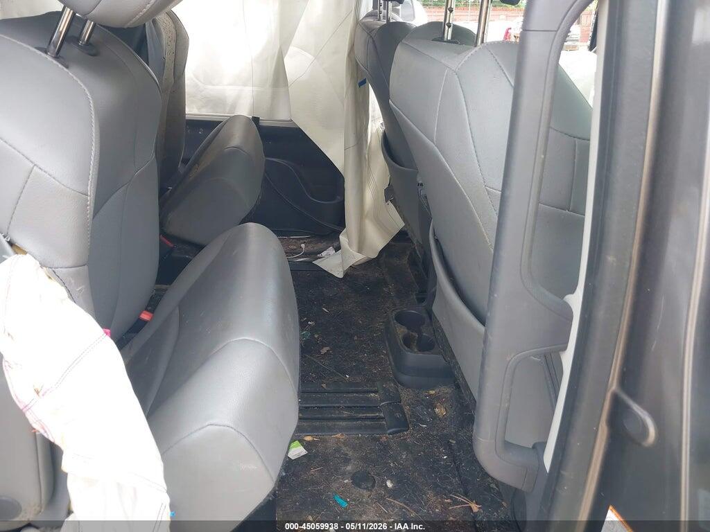 5TDYRKEC5NS113129 2022 TOYOTA SIENNA photo no. 8