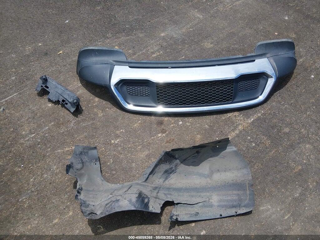 1C4RJFBG0HC785793 2017 JEEP GRAND CHEROKEE photo no. 12