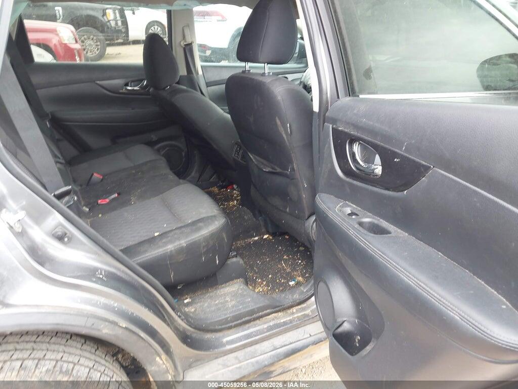 KNMAT2MT9HP600580 2017 NISSAN ROGUE photo no. 8