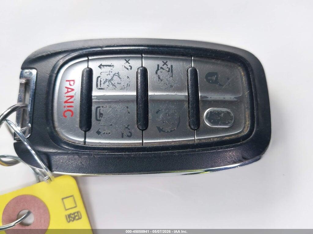 2C4RC1FG4PR558443 2023 CHRYSLER PACIFICA photo no. 11