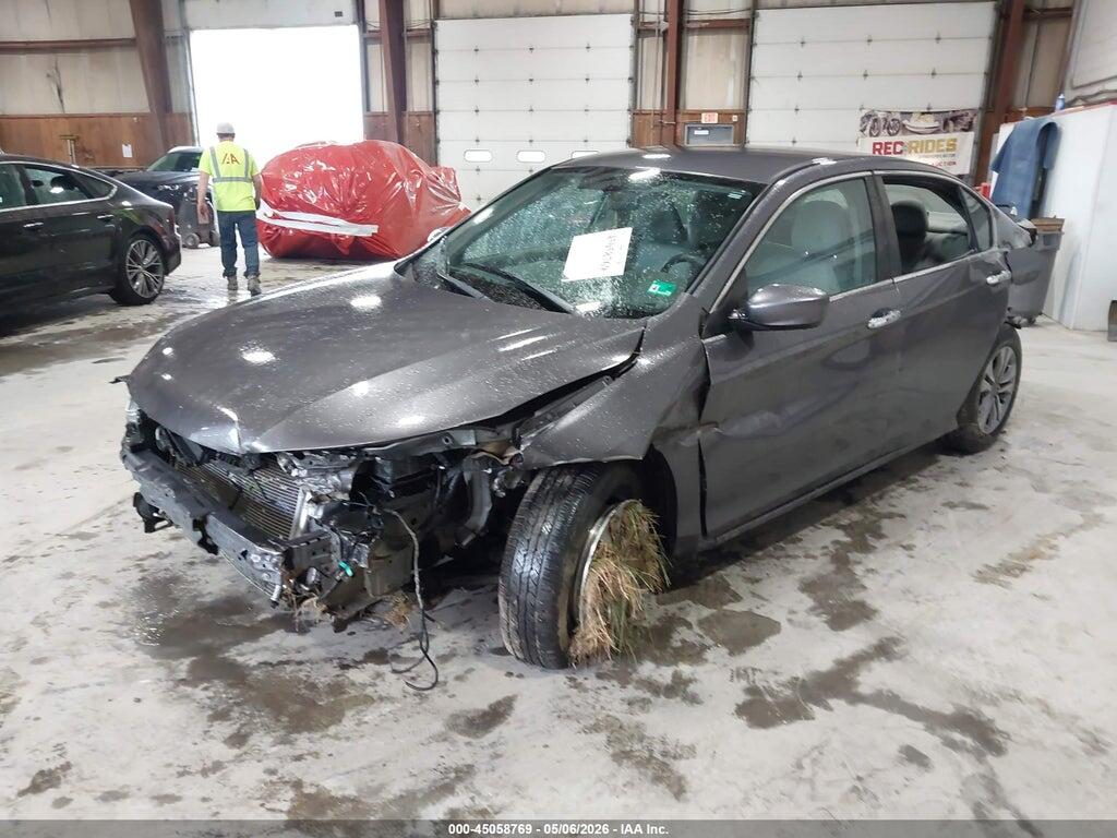 1HGCR2F33FA039993 2015 HONDA ACCORD photo no. 2
