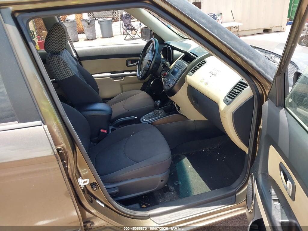 KNDJT2A6XD7581093 2013 KIA SOUL photo no. 5