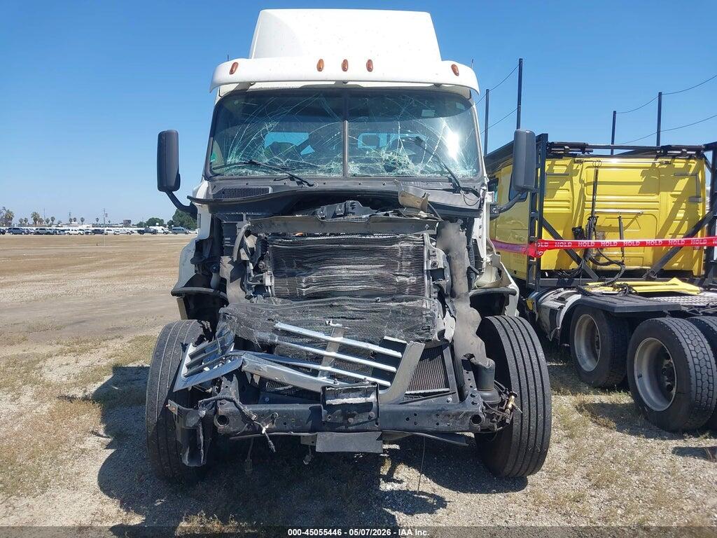 3AKJGEDV7FSGB6915 2015 FREIGHTLINER CASCADIA 125 photo no. 12