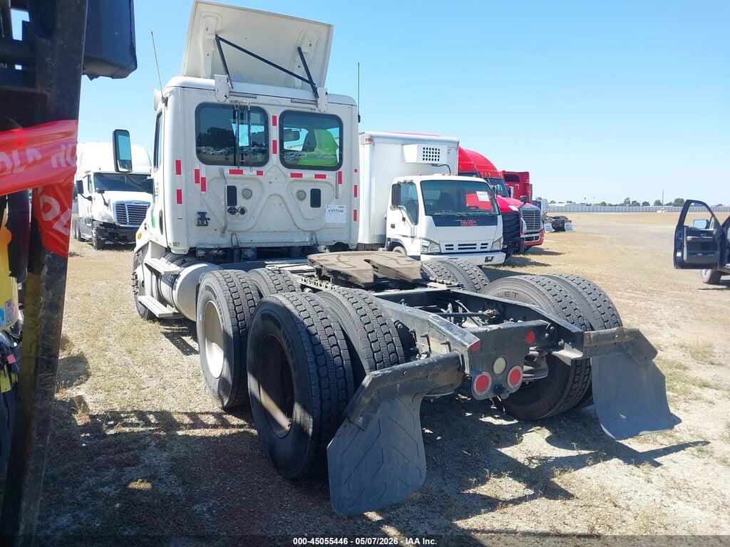 3AKJGEDV7FSGB6915 2015 FREIGHTLINER CASCADIA 125 photo no. 3