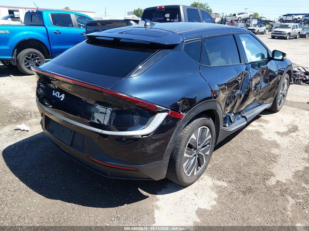 2024 KIA EV6 LIGHT — Фото 4 из 16