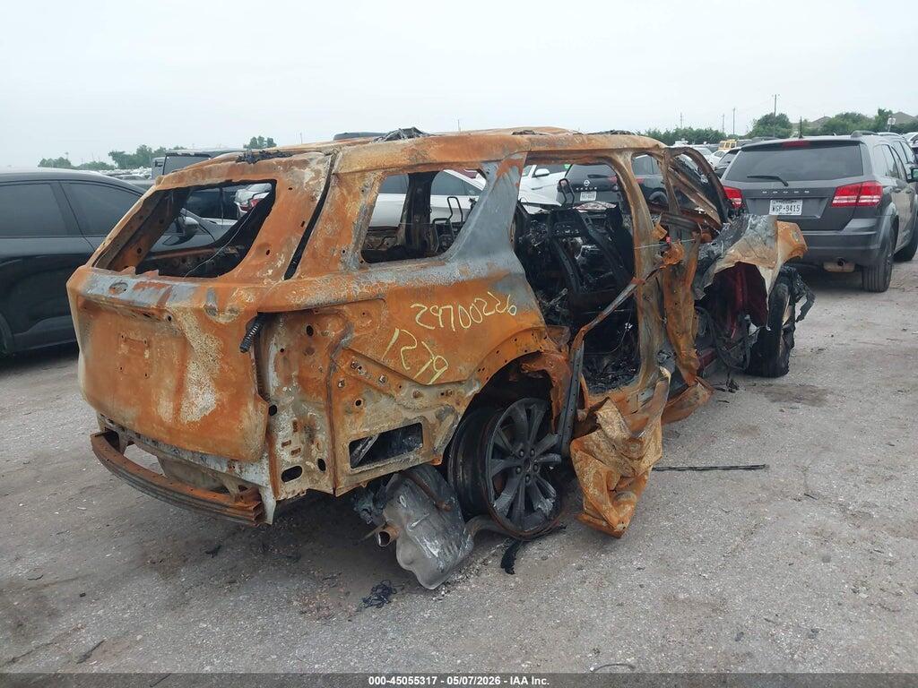 1FMSK7DH3MGB31279 2021 FORD EXPLORER photo no. 4