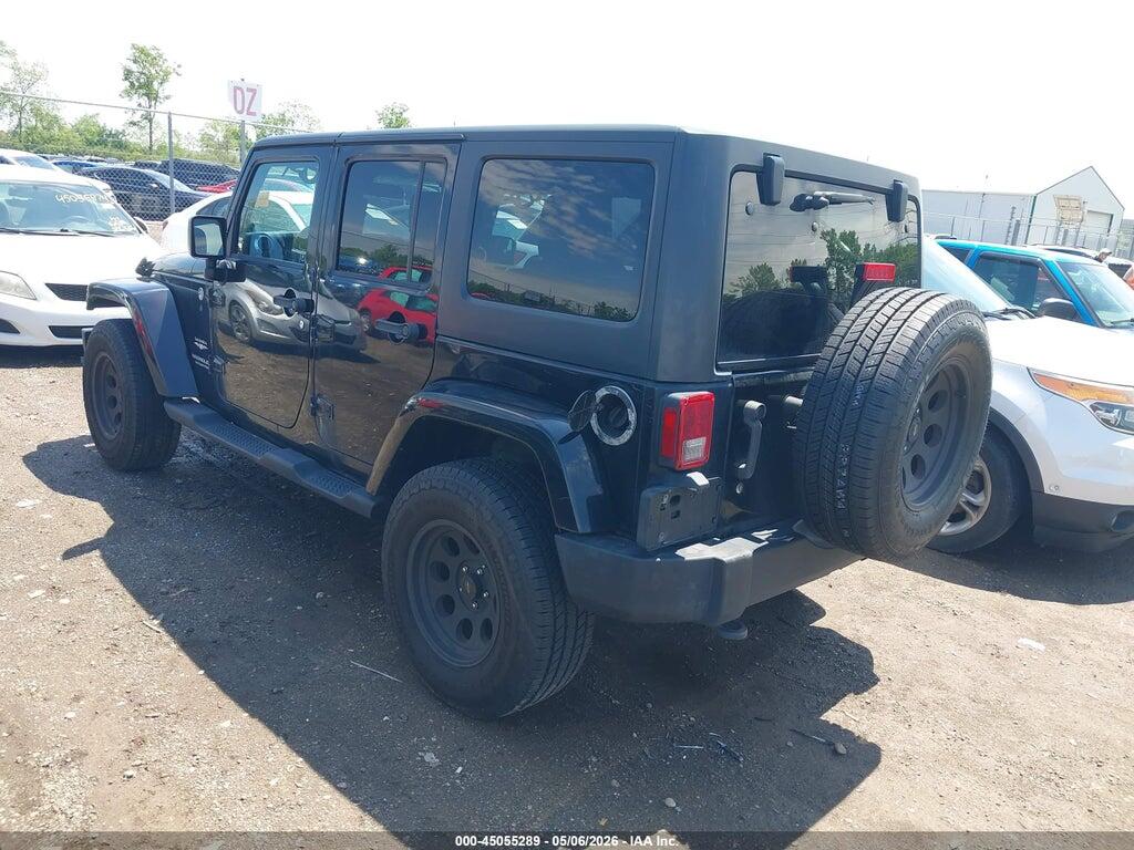 1J4BA5H10BL635392 2011 JEEP WRANGLER UNLIMITED photo no. 3