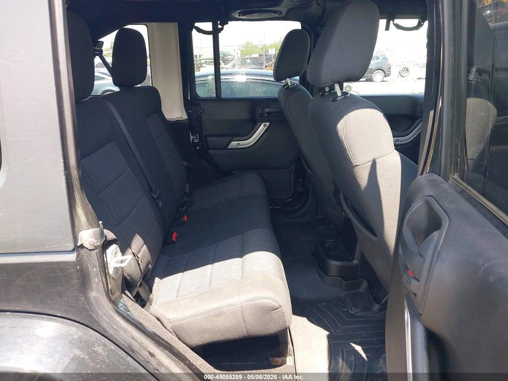 1J4BA5H10BL635392 2011 JEEP WRANGLER UNLIMITED photo no. 8