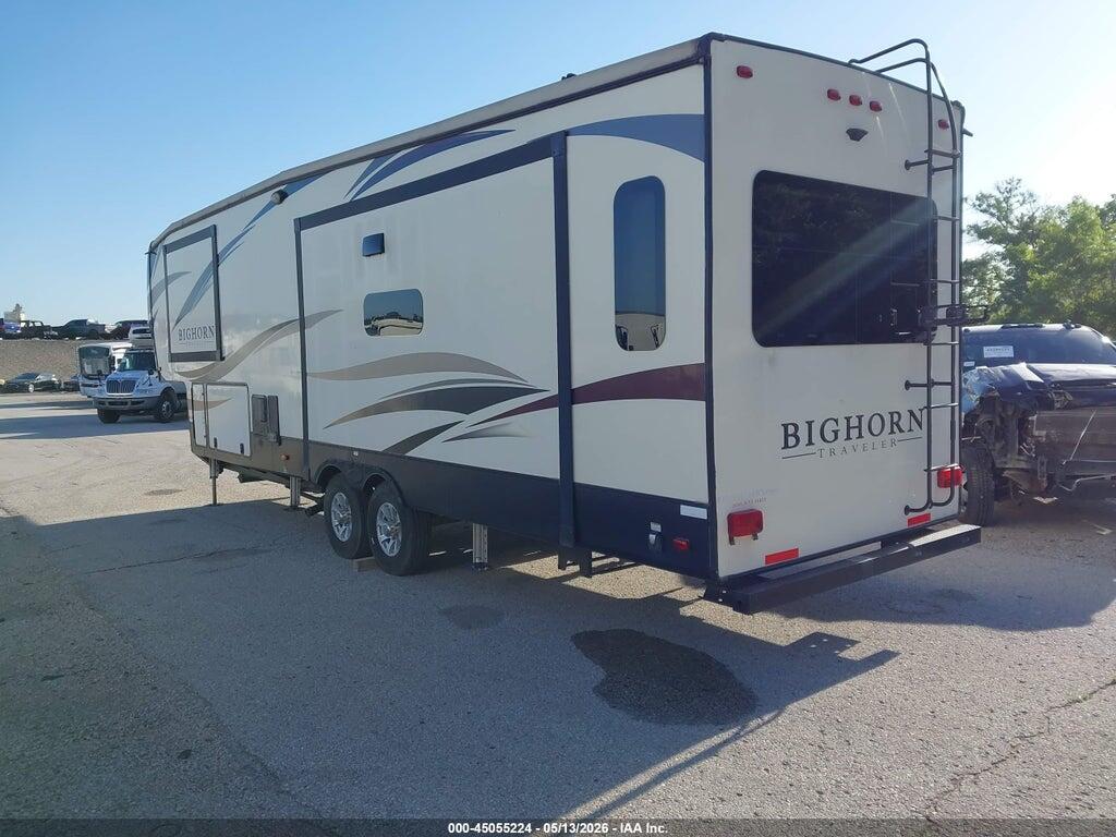 5SFBG352XJE348647 2018 HEARTLAND RV BIGHORN photo no. 3