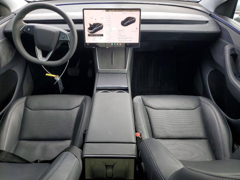 2026 TESLA MODEL Y — Фото 8 из 13
