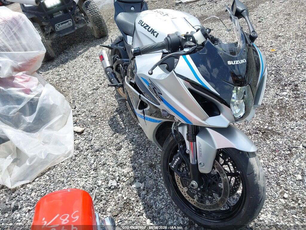JS1DM11B6S7100443 2025 SUZUKI GSX-R1000 photo no. 1