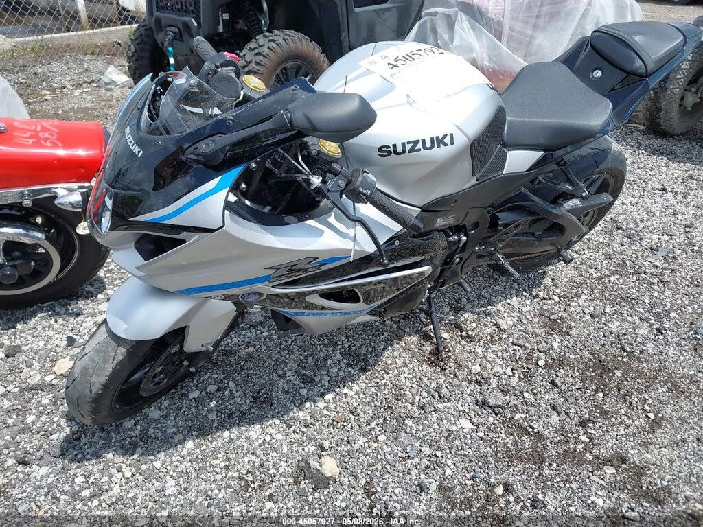 JS1DM11B6S7100443 2025 SUZUKI GSX-R1000 photo no. 2