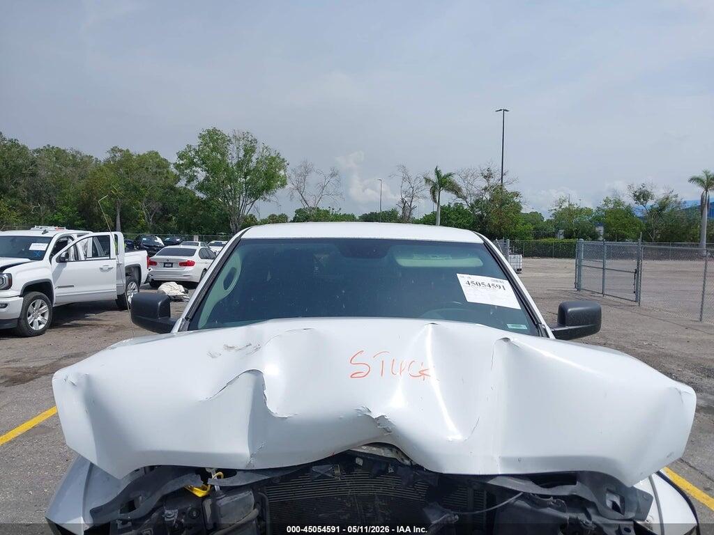 1C6RR7FG8KS700700 2019 RAM 1500 CLASSIC photo no. 10
