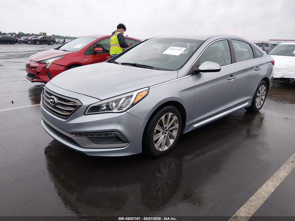 5NPE34AF4FH074900 2015 HYUNDAI SONATA photo no. 2