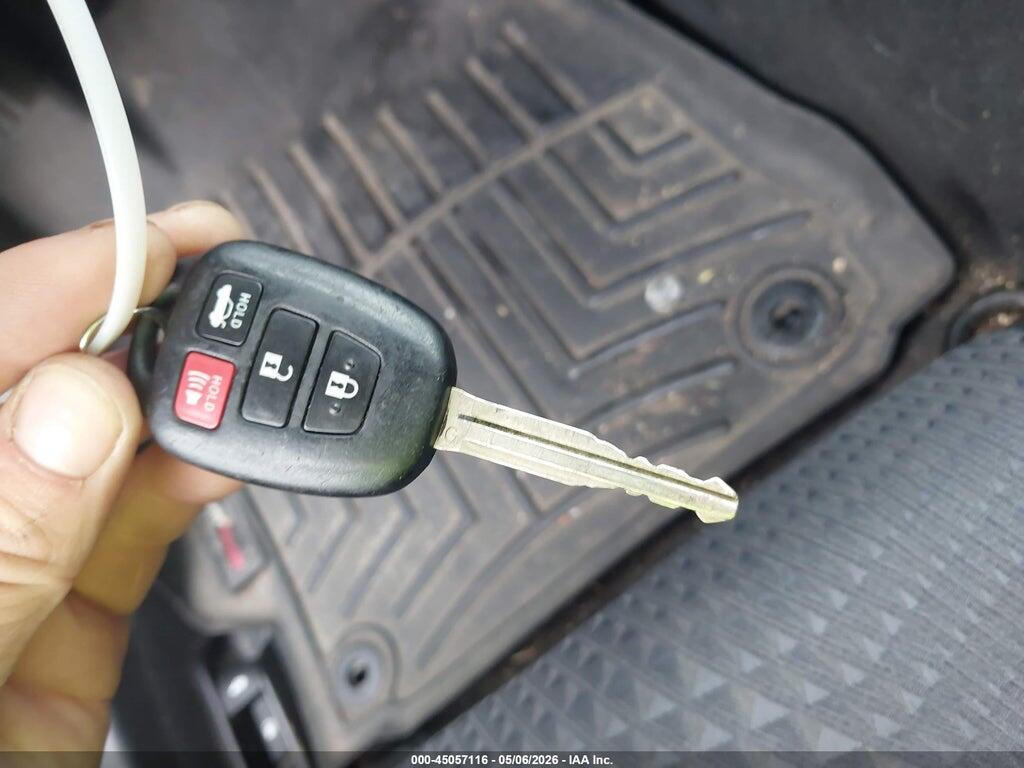 4T1BF1FK2DU721209 2013 TOYOTA CAMRY photo no. 11