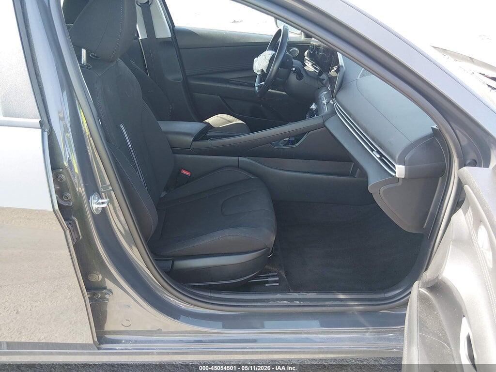 KMHLS4AG4PU580488 2023 HYUNDAI ELANTRA photo no. 5