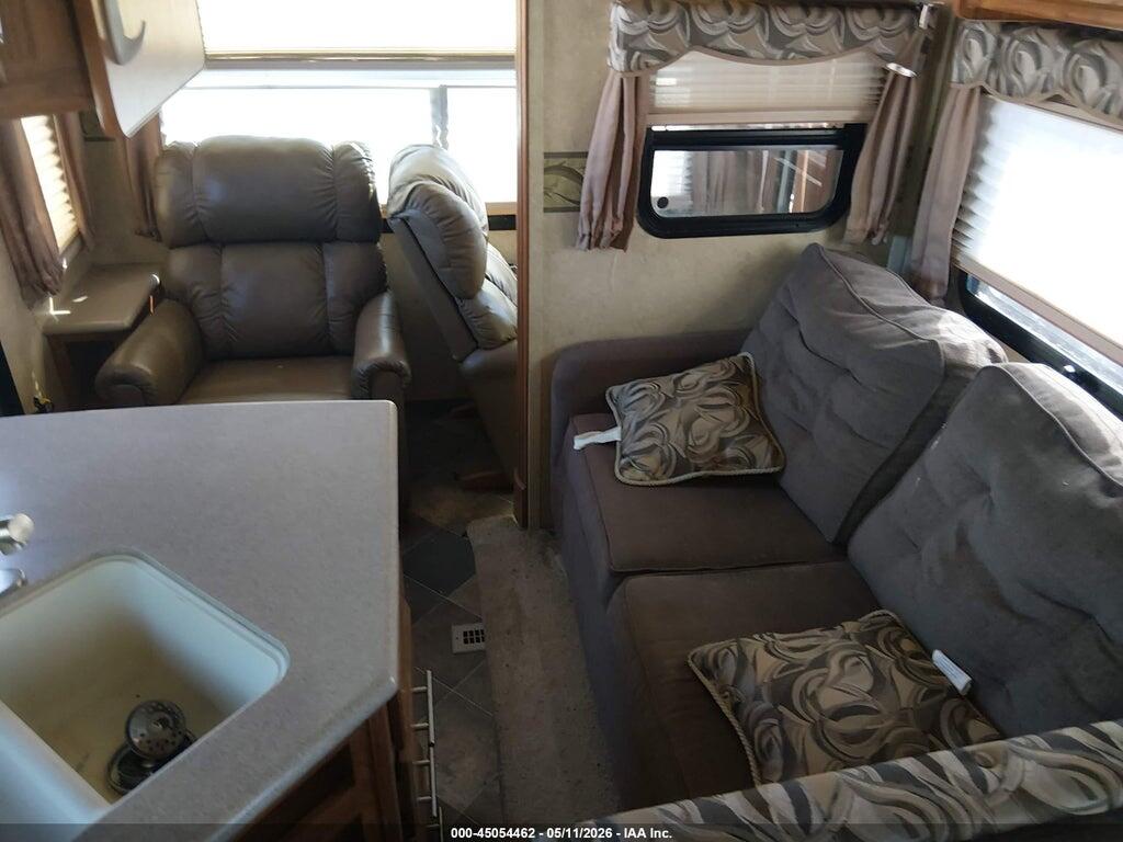 4X4FFLD2XD1851528 2013 FLAGSTAFF 8528RKWS photo no. 8