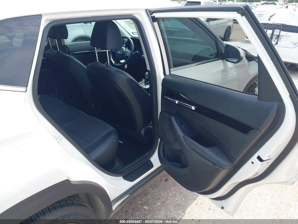 KNDEU2AA4P7396366 2023 KIA SELTOS photo no. 8