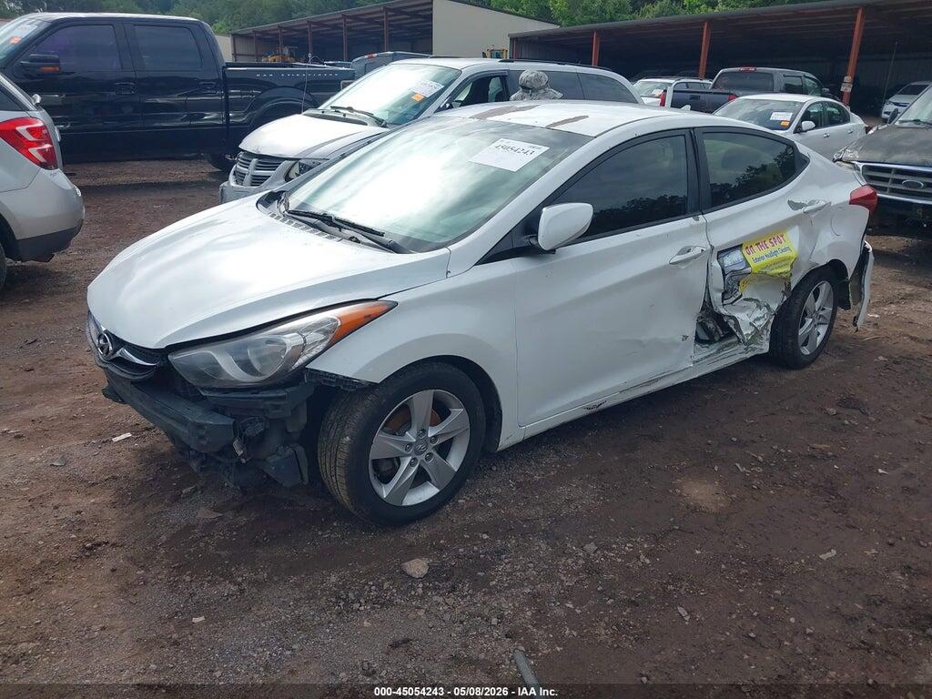5NPDH4AEXDH383241 2013 HYUNDAI ELANTRA photo no. 2