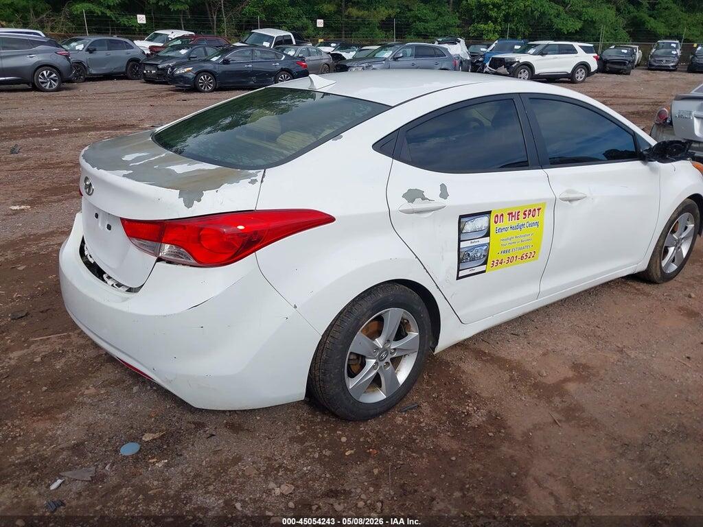 5NPDH4AEXDH383241 2013 HYUNDAI ELANTRA photo no. 4