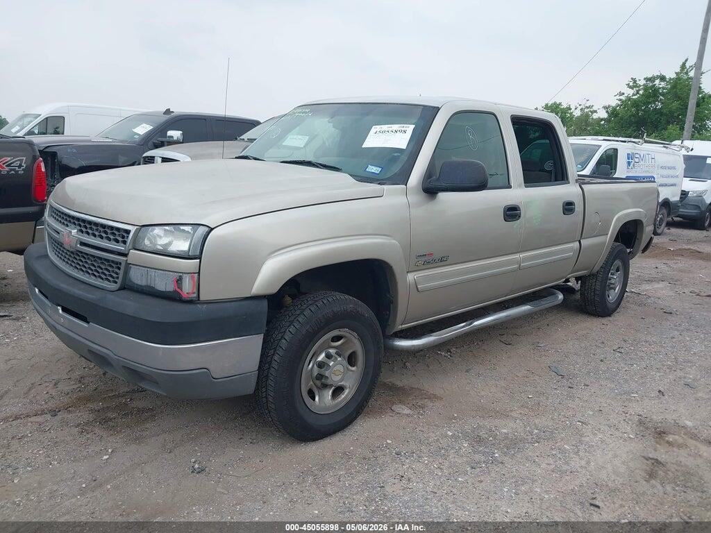 1GCHC23295F850670 2005 CHEVROLET SILVERADO 2500HD photo no. 2