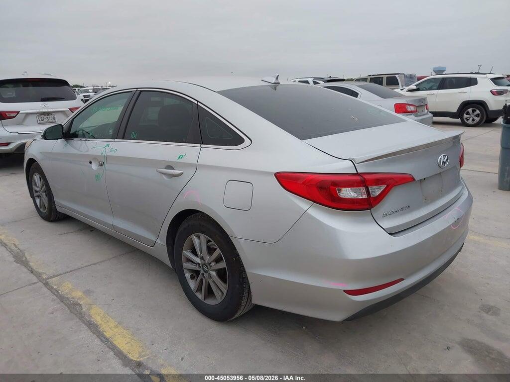 5NPE24AF5FH004695 2015 HYUNDAI SONATA photo no. 3