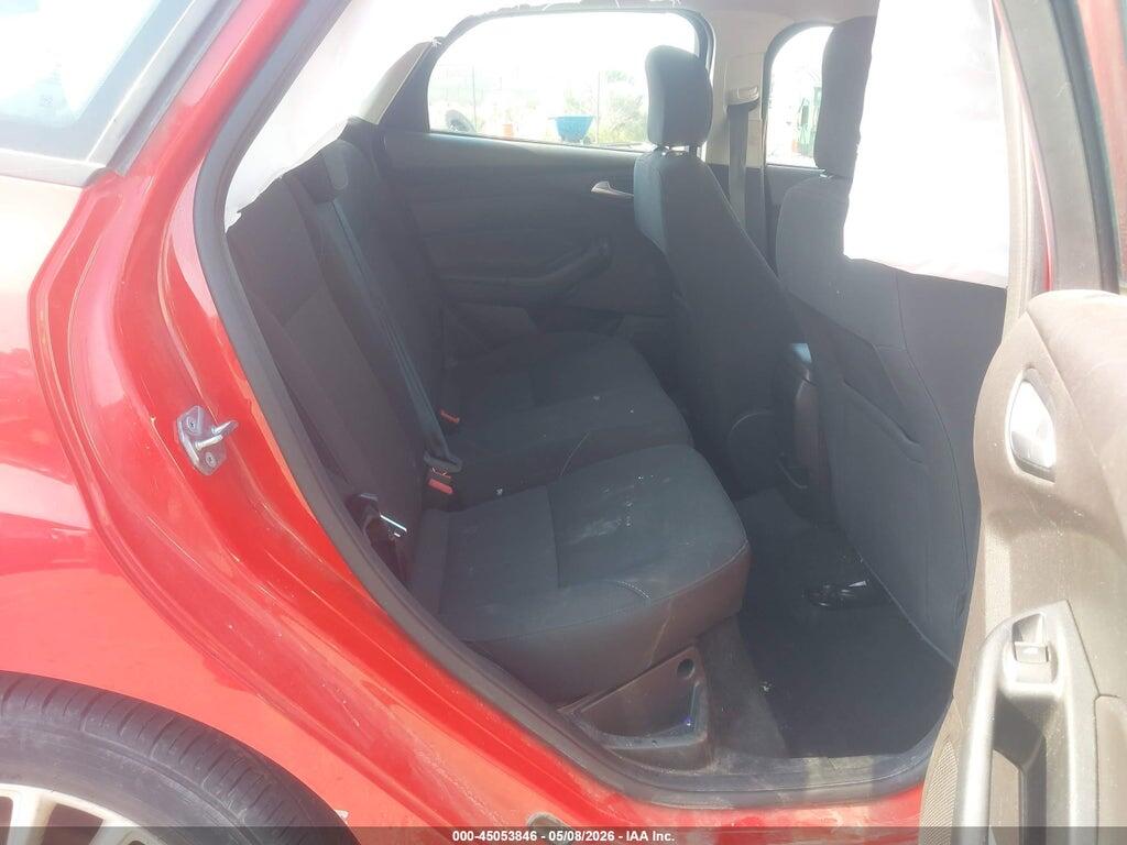 1FADP3K23HL271860 2017 FORD FOCUS photo no. 8