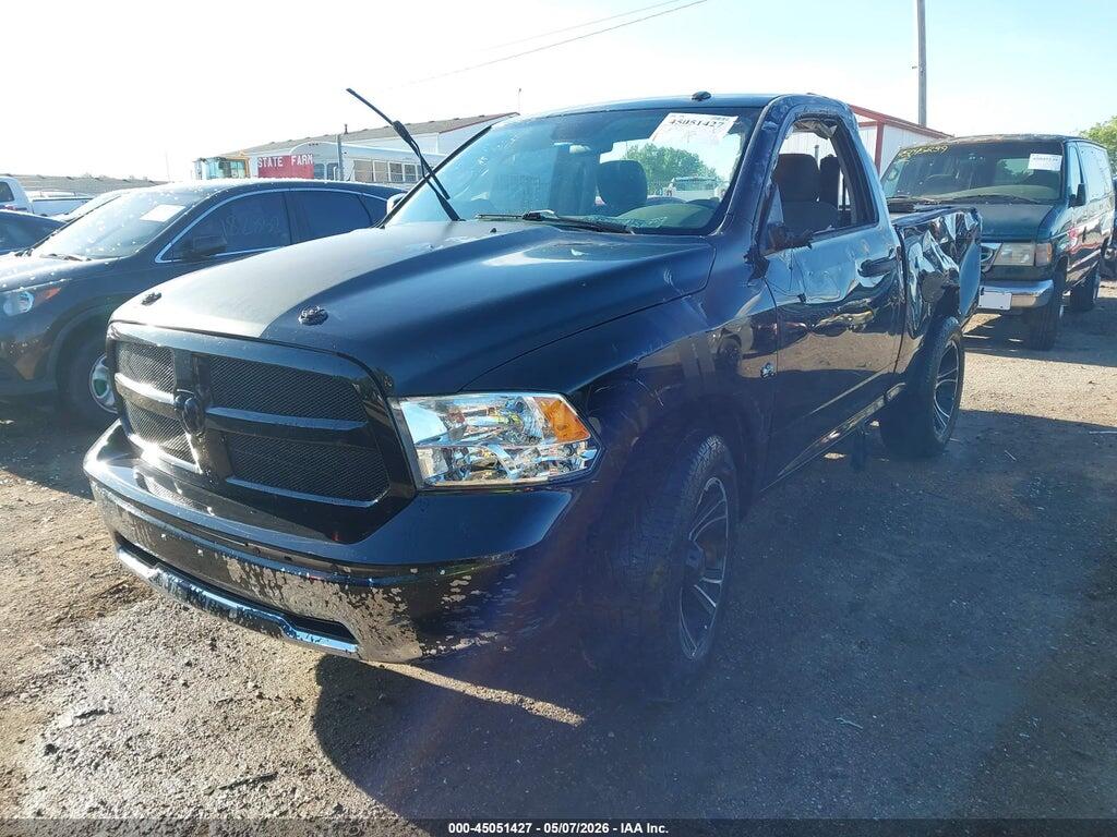 3C6JR7AT2EG163819 2014 RAM 1500 photo no. 2