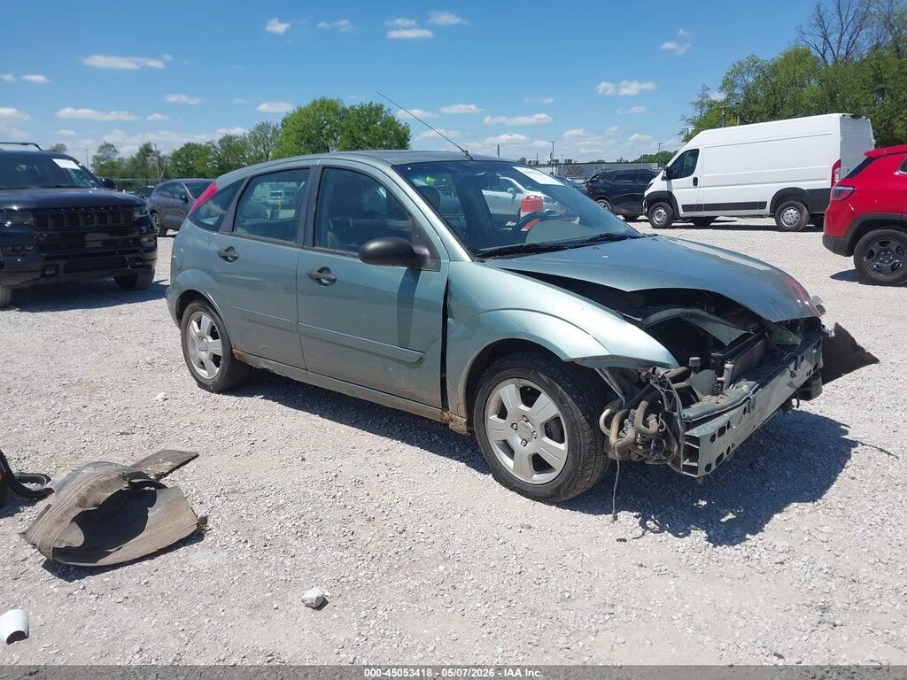 3FAFP37Z24R101533 2004 FORD FOCUS photo no. 1