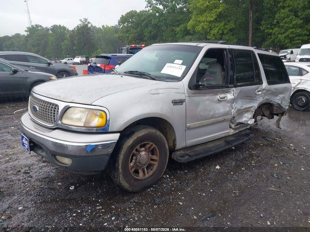 1FMRU1762XLA69854 1999 FORD EXPEDITION photo no. 2