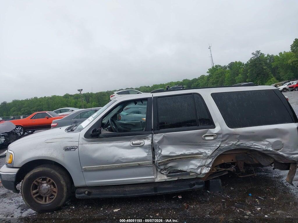 1FMRU1762XLA69854 1999 FORD EXPEDITION photo no. 6